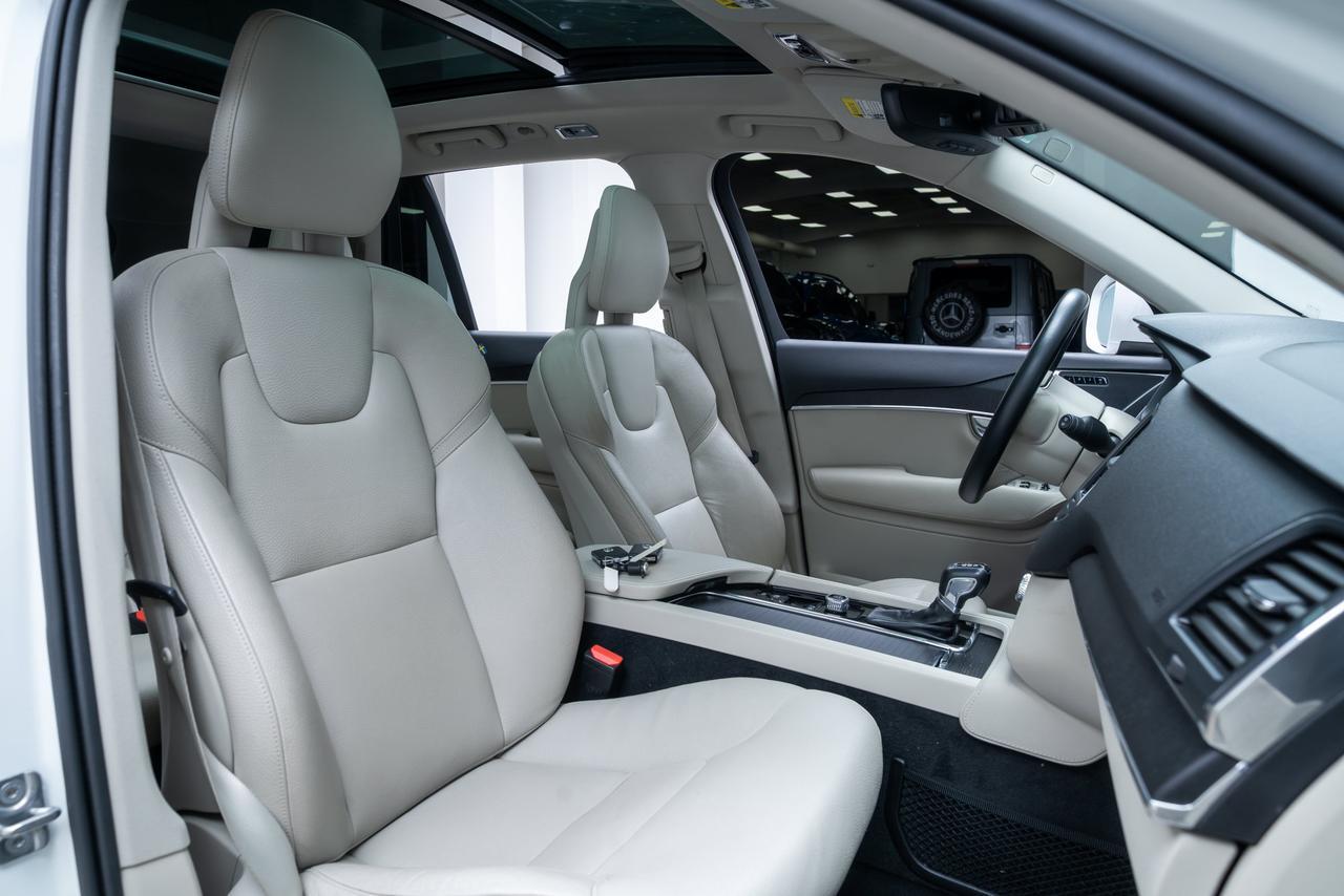 2020 Volvo XC90 T5 Momentum Adaptive Cruise / Panoramic Roof Portland OR