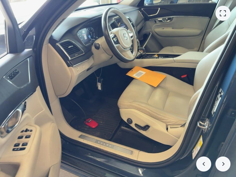 2020 Volvo XC90 T5 Momentum OR