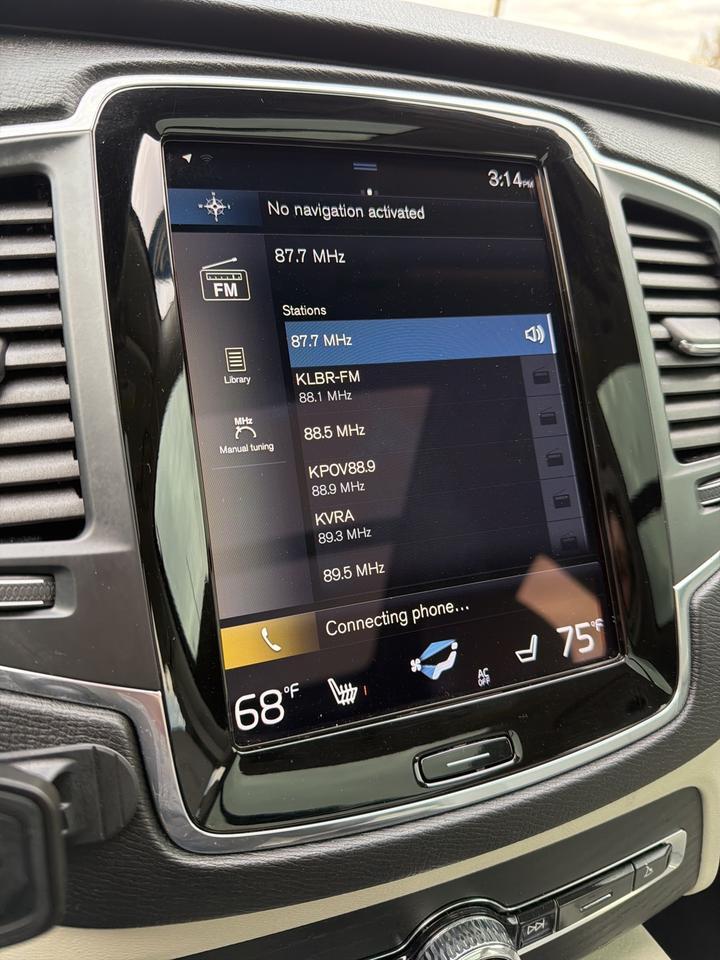 2020 Volvo XC90 T5 Momentum Bend OR