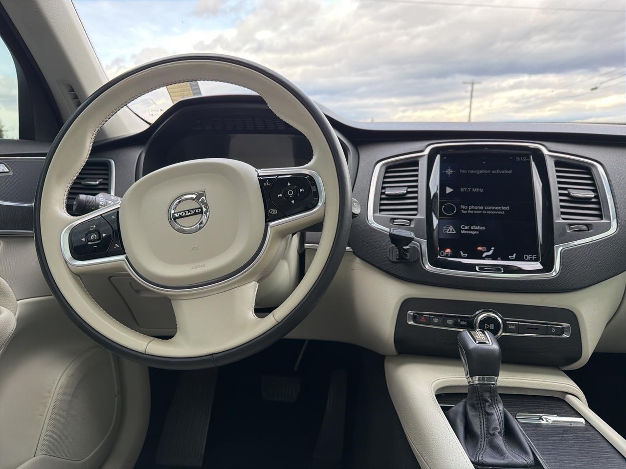 2020 Volvo XC90 T5 Momentum Bend OR