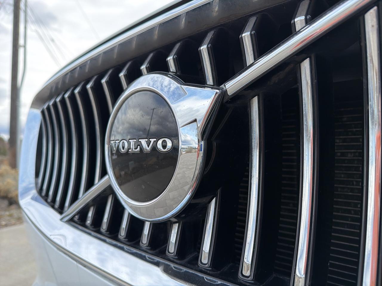 2020 Volvo XC90 T5 Momentum Bend OR