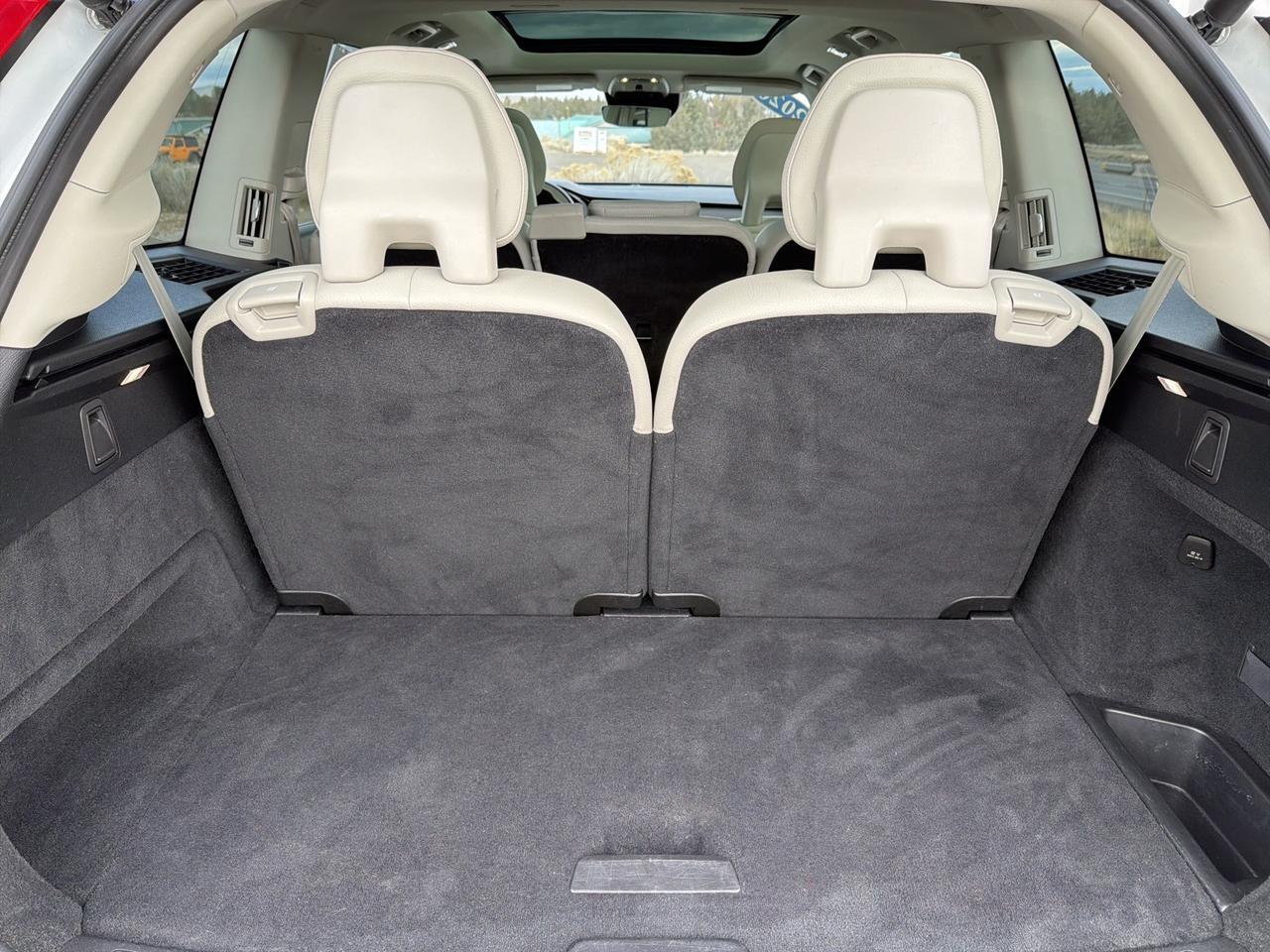 2020 Volvo XC90 T5 Momentum Bend OR