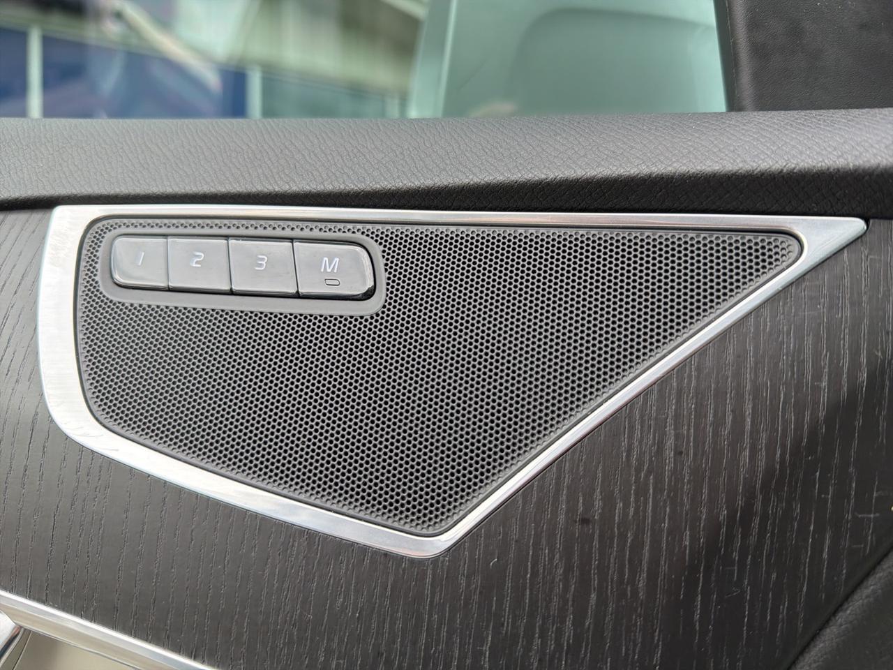 2020 Volvo XC90 T5 Momentum Bend OR