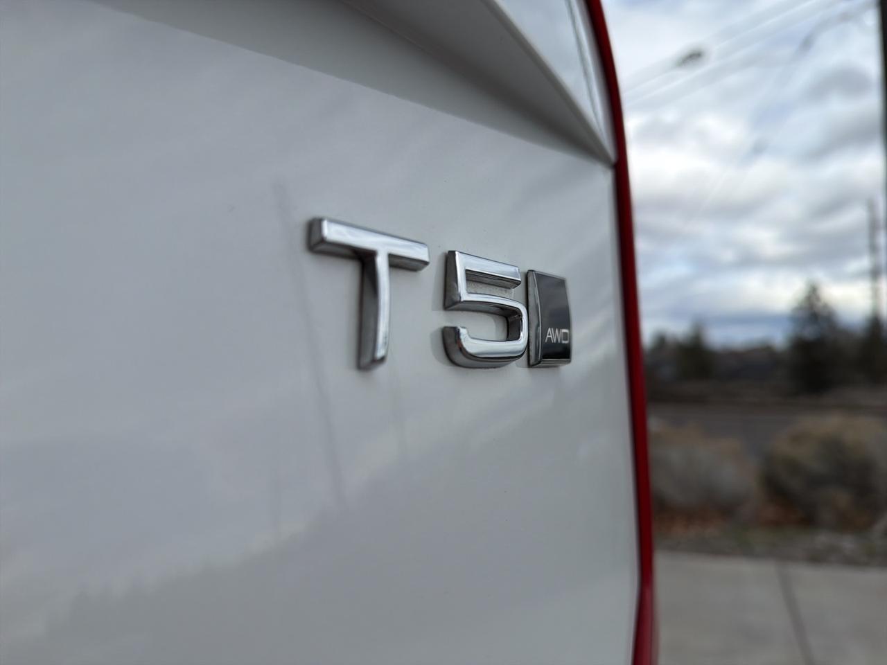 2020 Volvo XC90 T5 Momentum Bend OR