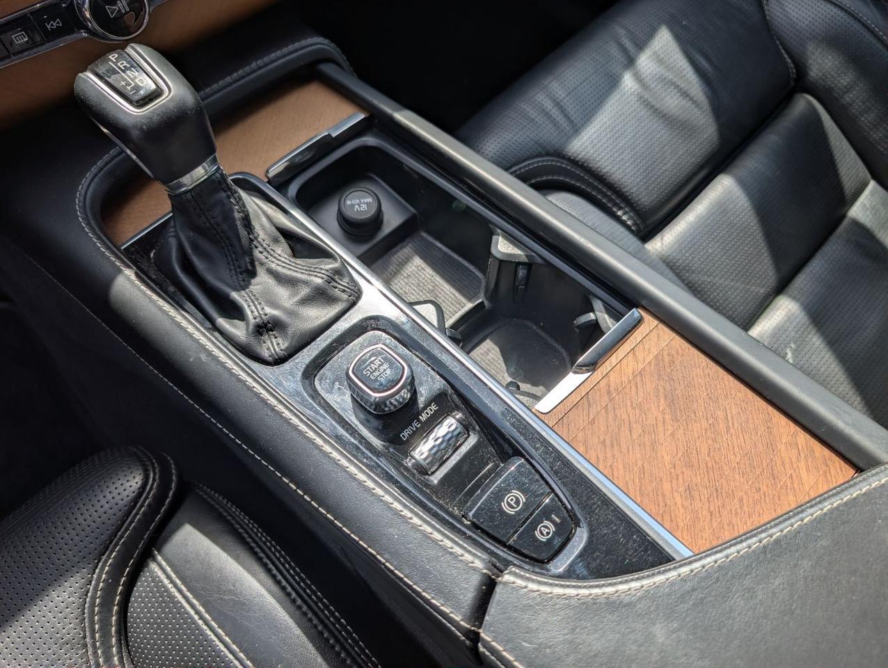 2020 Volvo XC90 T6 AWD Inscription | Bowers &amp; Wilkins Premium Audio, Pilot Assist * Portland OR