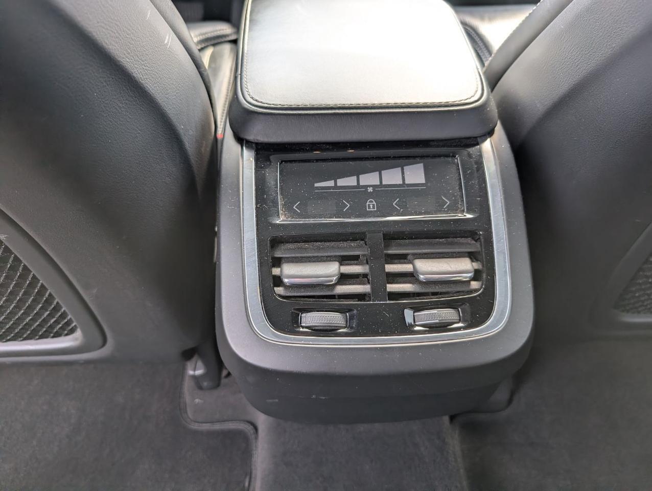 2020 Volvo XC90 T6 AWD Inscription | Bowers & Wilkins Premium Audio, Pilot Assist, 360 Cam, Head Up & Cooled Seats Portland OR