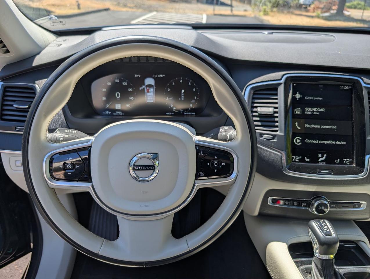 2020 Volvo XC90 T6 AWD Momentum 6-Pass Center Walk | High Performance Audio, Pilot Assist, 360 Cam & 4 Heated Seats Portland OR