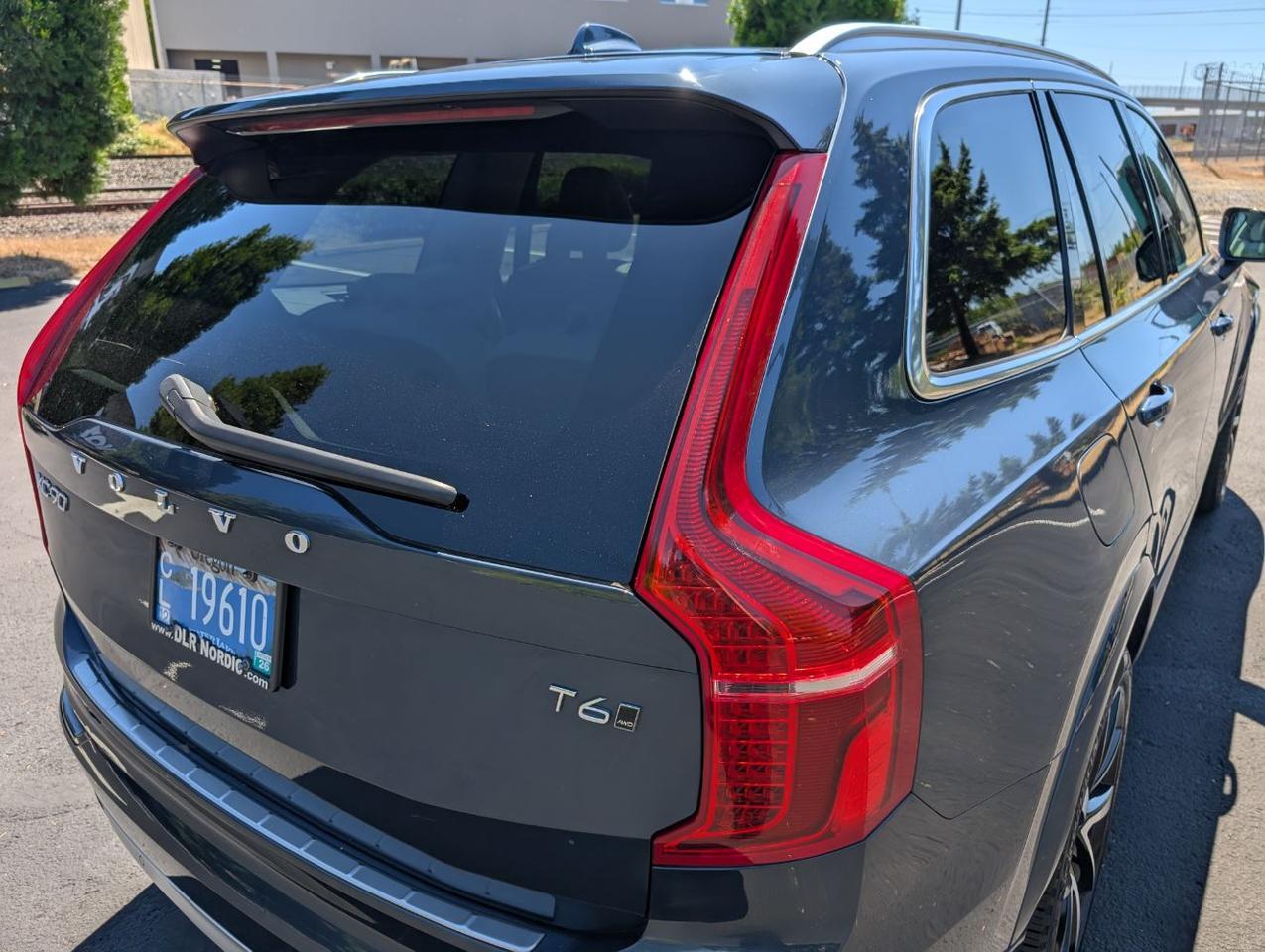 2020 Volvo XC90 T6 AWD Momentum 6-Pass Center Walk | High Performance Audio, Pilot Assist, 360 Cam & 4 Heated Seats Portland OR