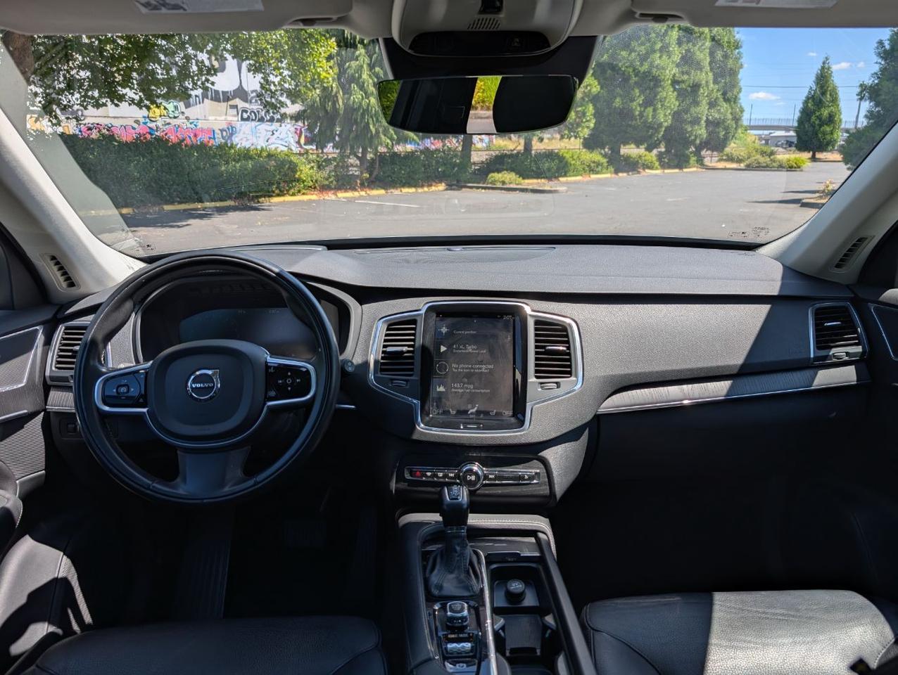 2020 Volvo XC90 T6 AWD Momentum w/High Performance Audio, Pilot Assist, 360 Cam, Head Up Disp, 4 Htd Seats & Wheel Portland OR