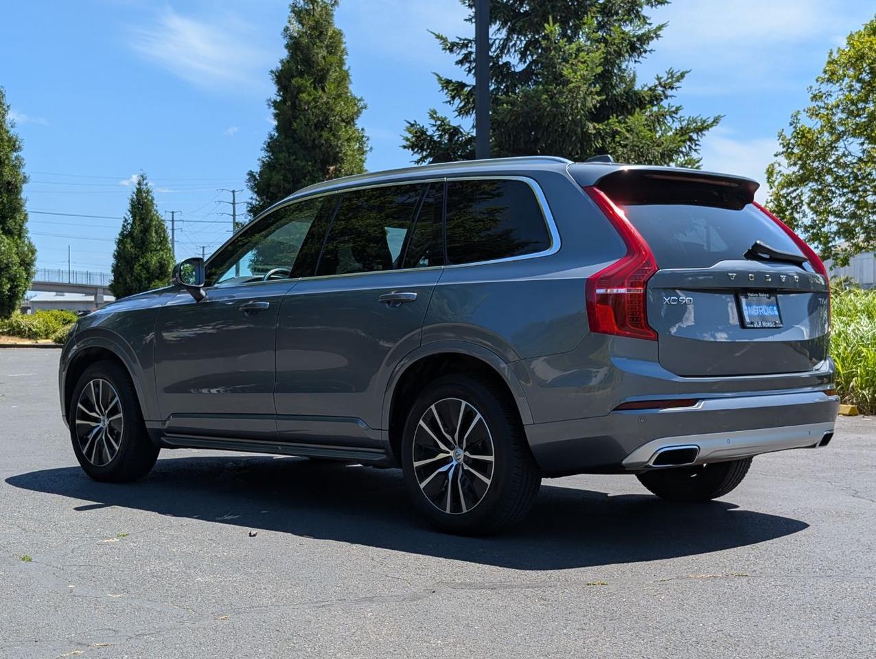 2020 Volvo XC90 T6 AWD Momentum w/High Performance Audio, Pilot Assist, 360 Cam, Head Up Disp, 4 Htd Seats & Wheel Portland OR