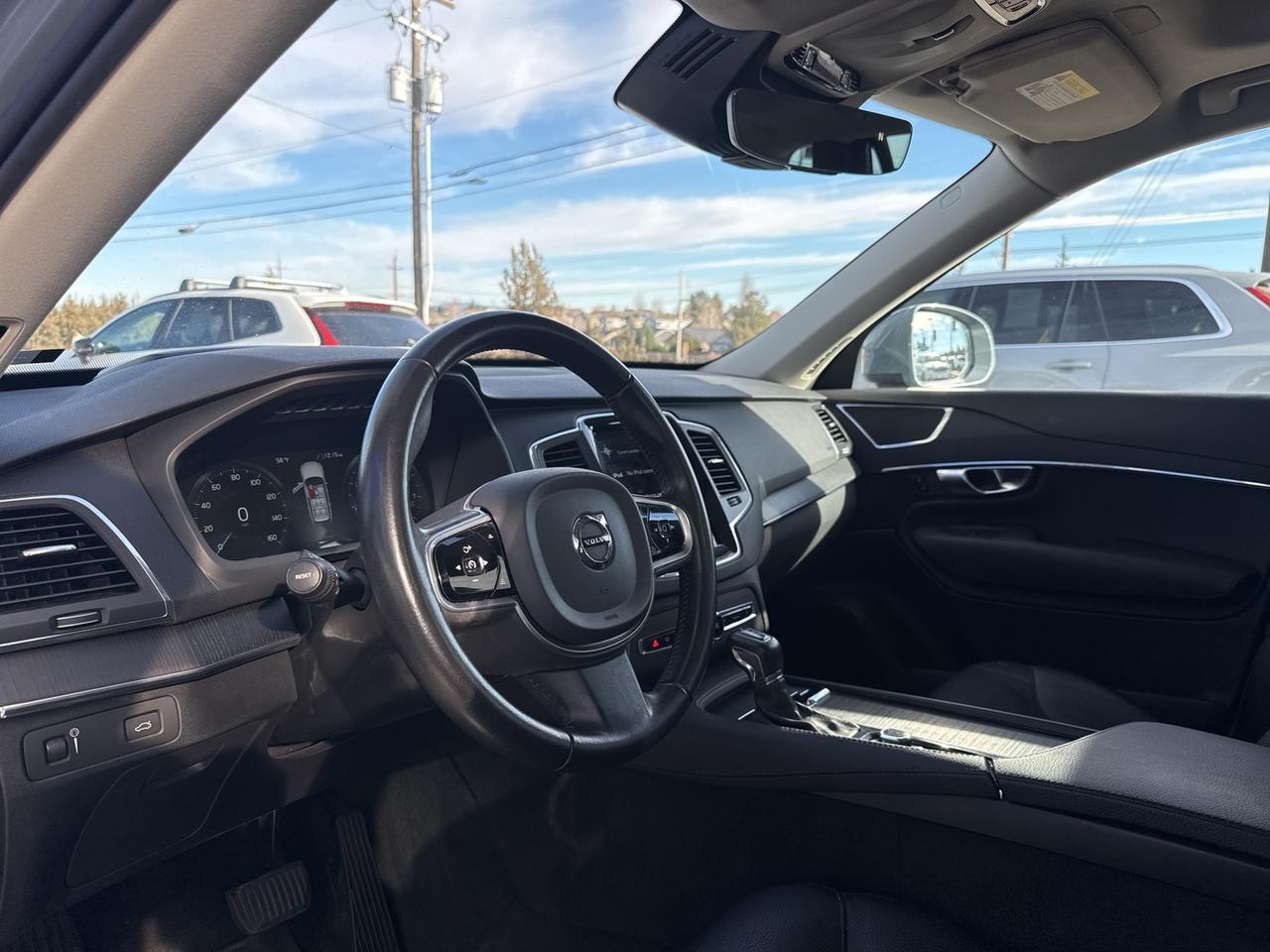 2020 Volvo XC90 T6 Momentum Bend OR