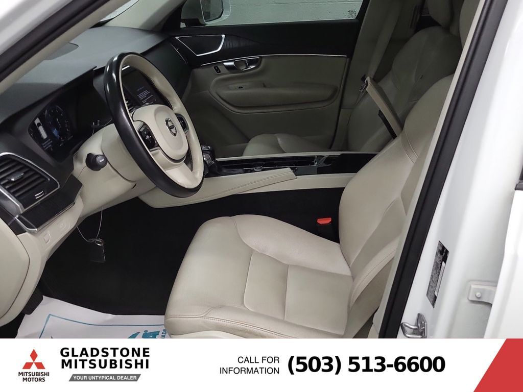 2020 Volvo XC90 T6 Momentum Milwaukie OR