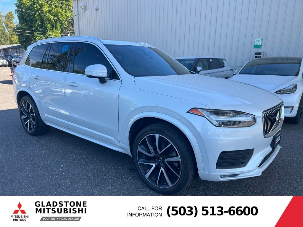 2020 Volvo XC90 T6 Momentum