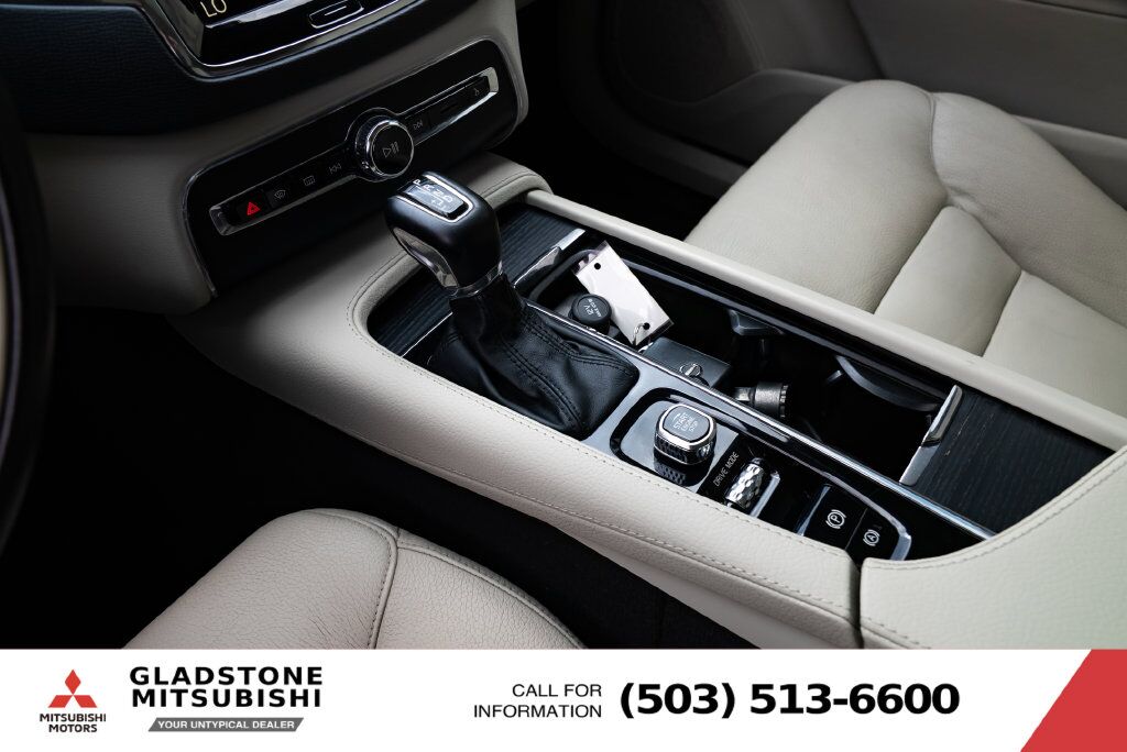 2020 Volvo XC90 T6 Momentum Milwaukie OR