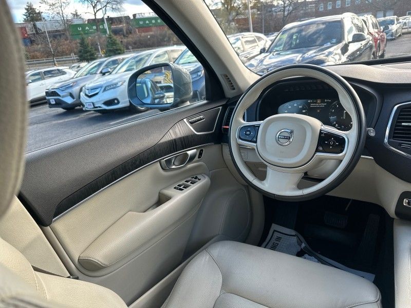 2020 Volvo XC90 T6 Momentum Worcester MA