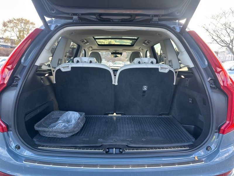 2020 Volvo XC90 T6 Momentum Worcester MA
