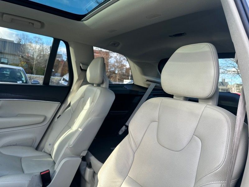 2020 Volvo XC90 T6 Momentum Worcester MA