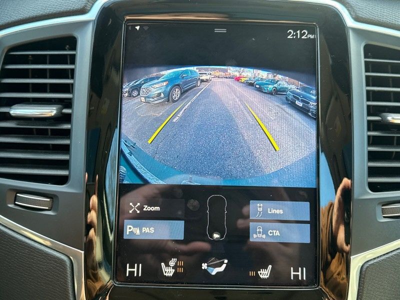 2020 Volvo XC90 T6 Momentum Worcester MA