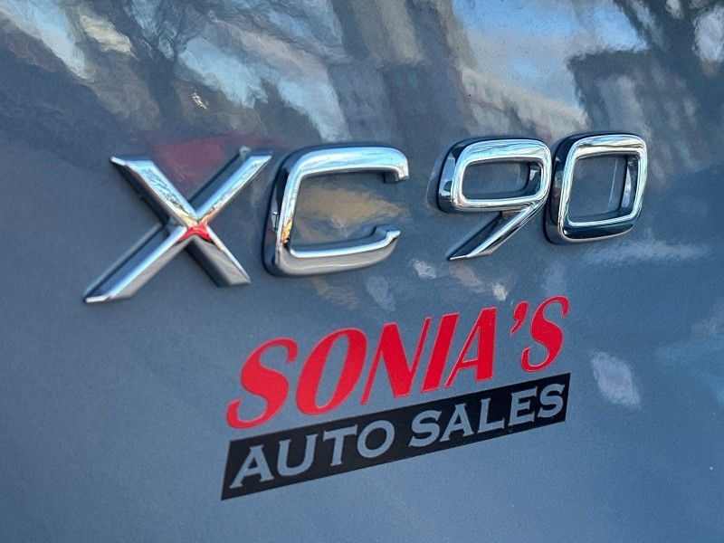 2020 Volvo XC90 T6 Momentum Worcester MA 2020 Volvo XC90 T6 Momentum Worcester MA