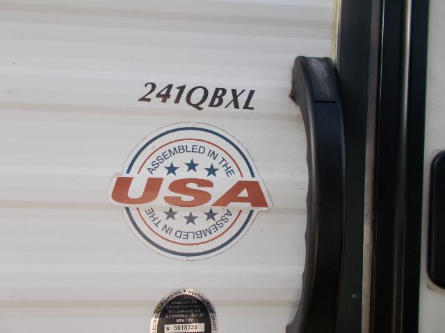 2020 WILDWOOD 241QBXL 241QBXL
