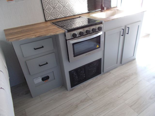 2020 WILDWOOD 241QBXL 241QBXL Monroe NC