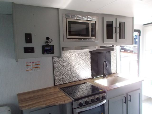 2020 WILDWOOD 241QBXL 241QBXL Monroe NC