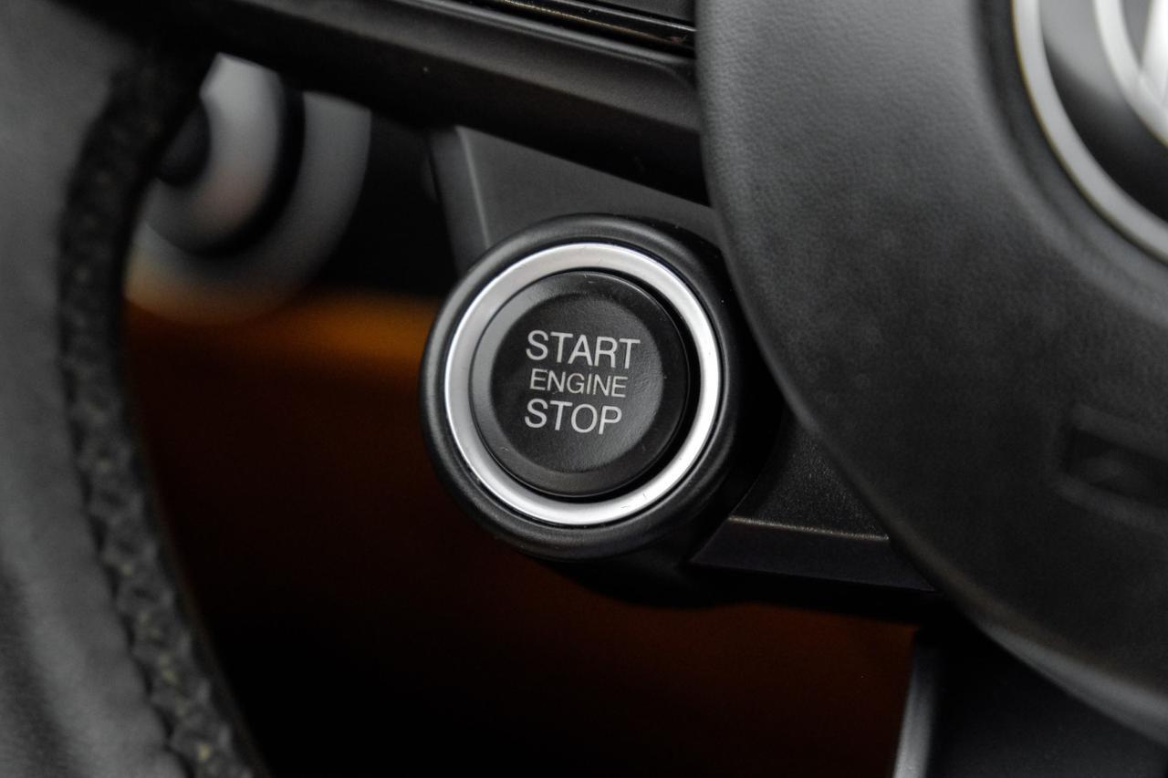 2021 Alfa Romeo Giulia Ti AWD AUTOMATIC NAVIGATION SUNROOF LEATHER HEATED SEATS REAR CA Carrollton TX