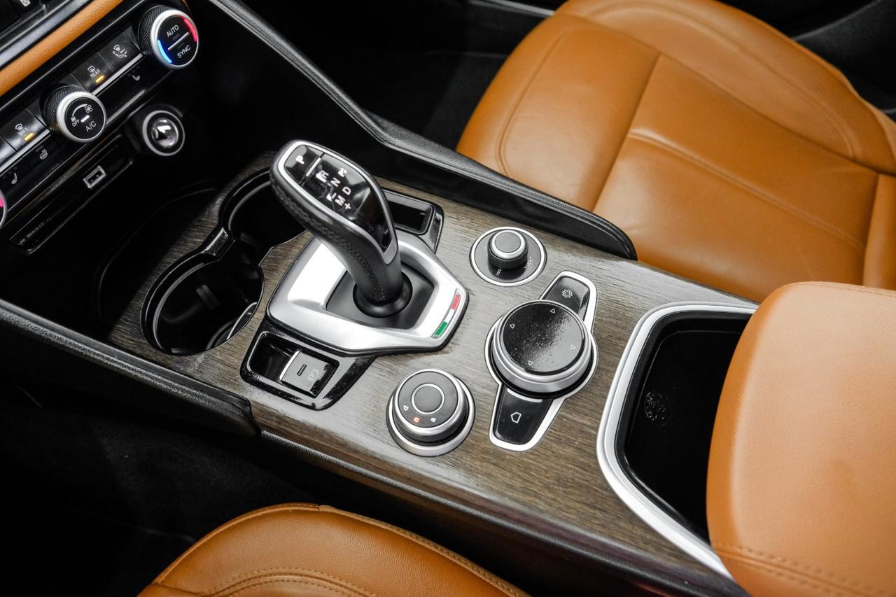 2021 Alfa Romeo Giulia Ti AWD AUTOMATIC NAVIGATION SUNROOF LEATHER HEATED SEATS REAR CA Carrollton TX