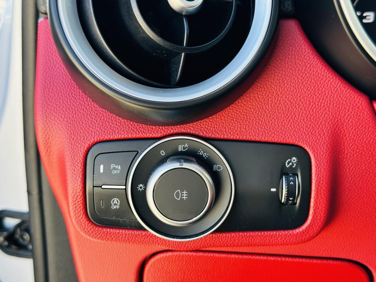 2021 Alfa Romeo Romeo SPORT TI Dallas TX