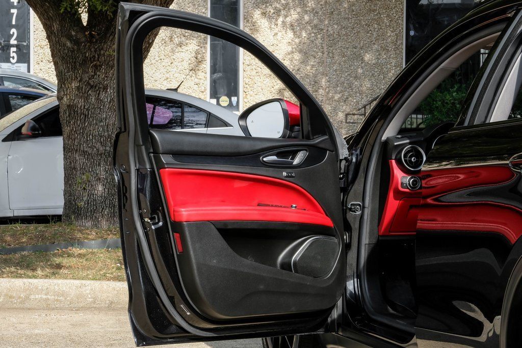 2021 Alfa Romeo Stelvio Base Bradenton  FL