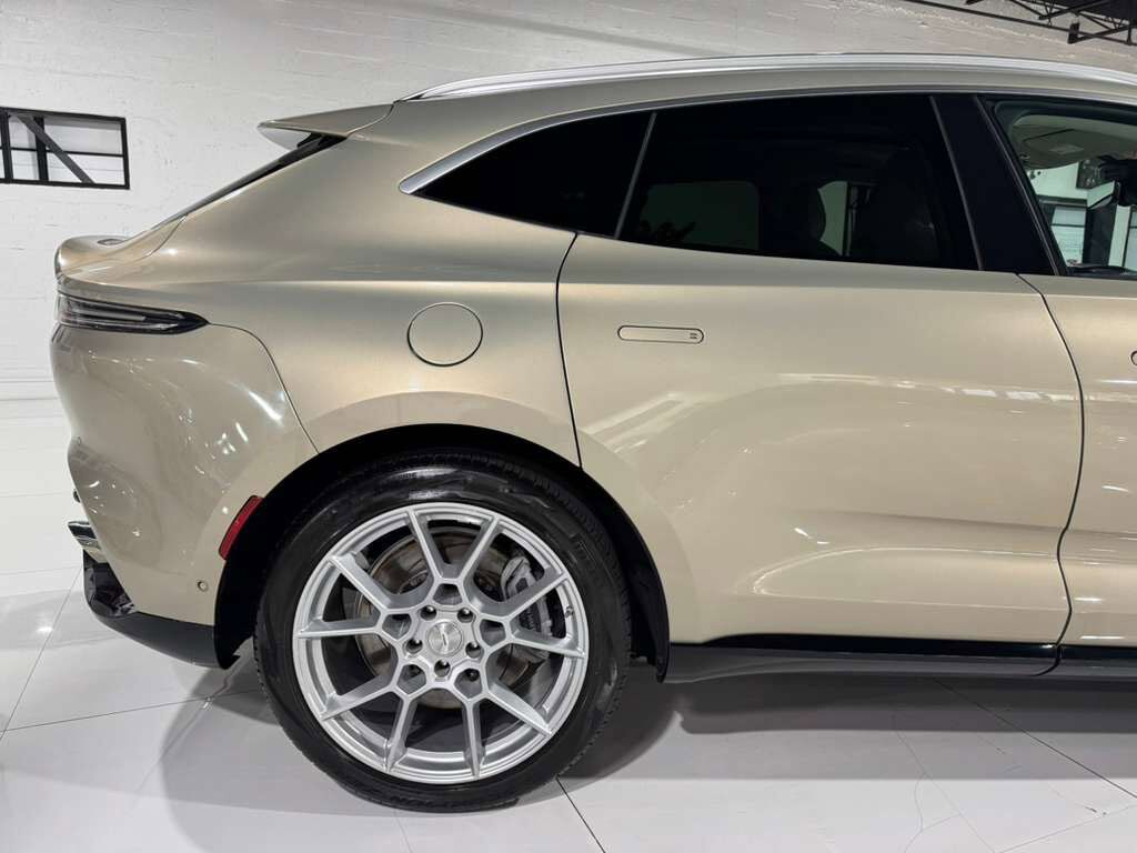 2021 Aston Martin DBX Fort Lauderdale FL