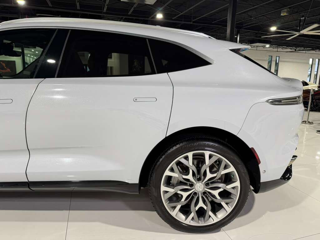 2021 Aston Martin DBX Fort Lauderdale FL
