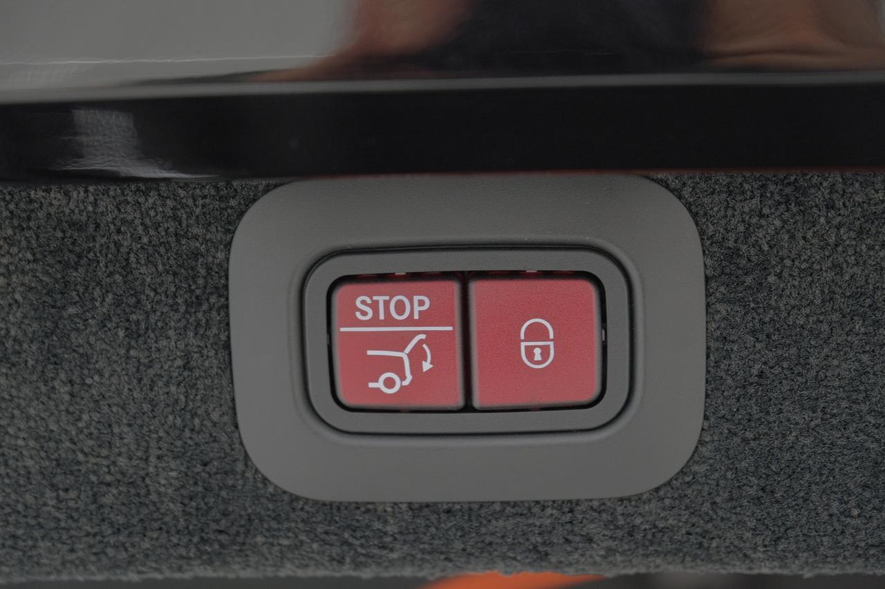 2021 Aston Martin DBX Base Miami FL