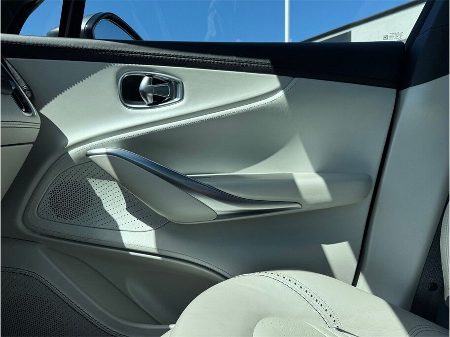 2021 Aston Martin DBX Sport Utility 4D Folsom CA