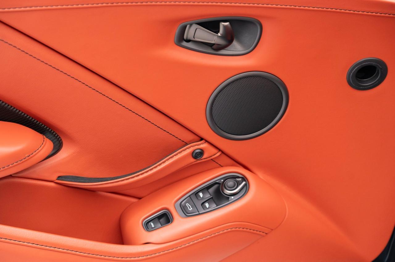 2021 Aston Martin Vantage Pompano Beach FL