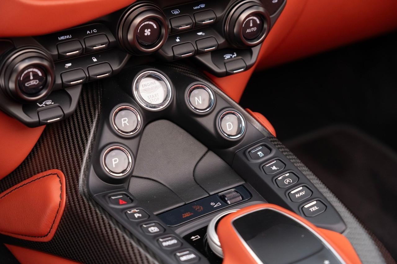 2021 Aston Martin Vantage Pompano Beach FL