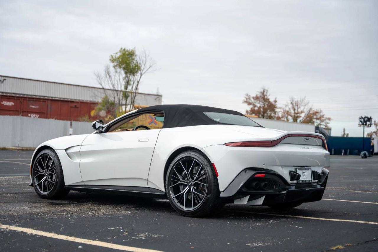 2021 Aston Martin Vantage Roadster Coupe 2D St. Louis MO