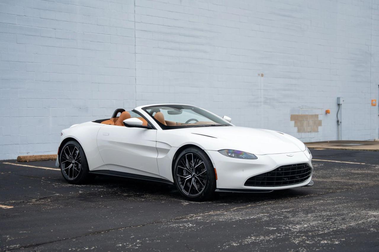 2021 Aston Martin Vantage Roadster Coupe 2D St. Louis MO