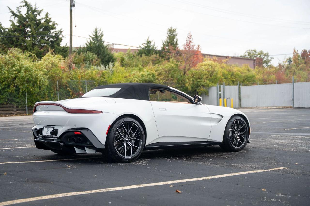 2021 Aston Martin Vantage Roadster Coupe 2D St. Louis MO