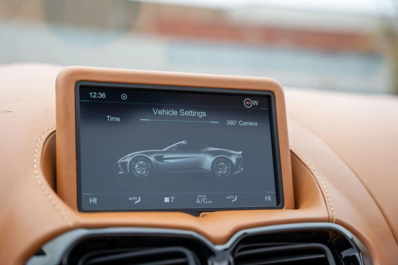 2021 Aston Martin Vantage Roadster Coupe 2D St. Louis MO