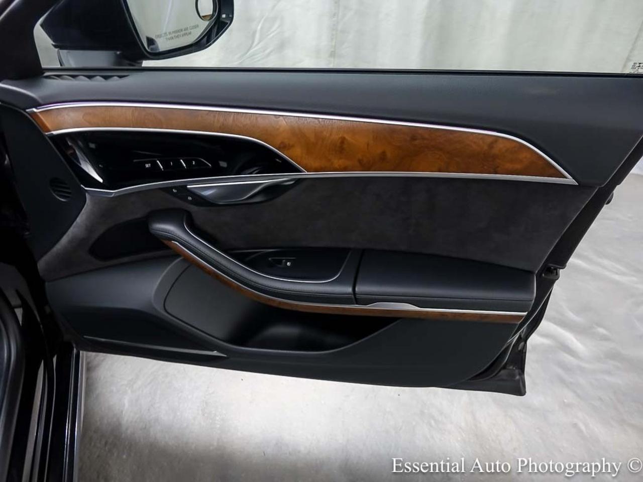 2021 Audi A8 Willowbrook IL