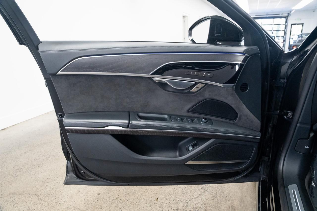 2021 Audi A8 4.0 Vented Seats Luxury Package Black Optic Package Portland OR