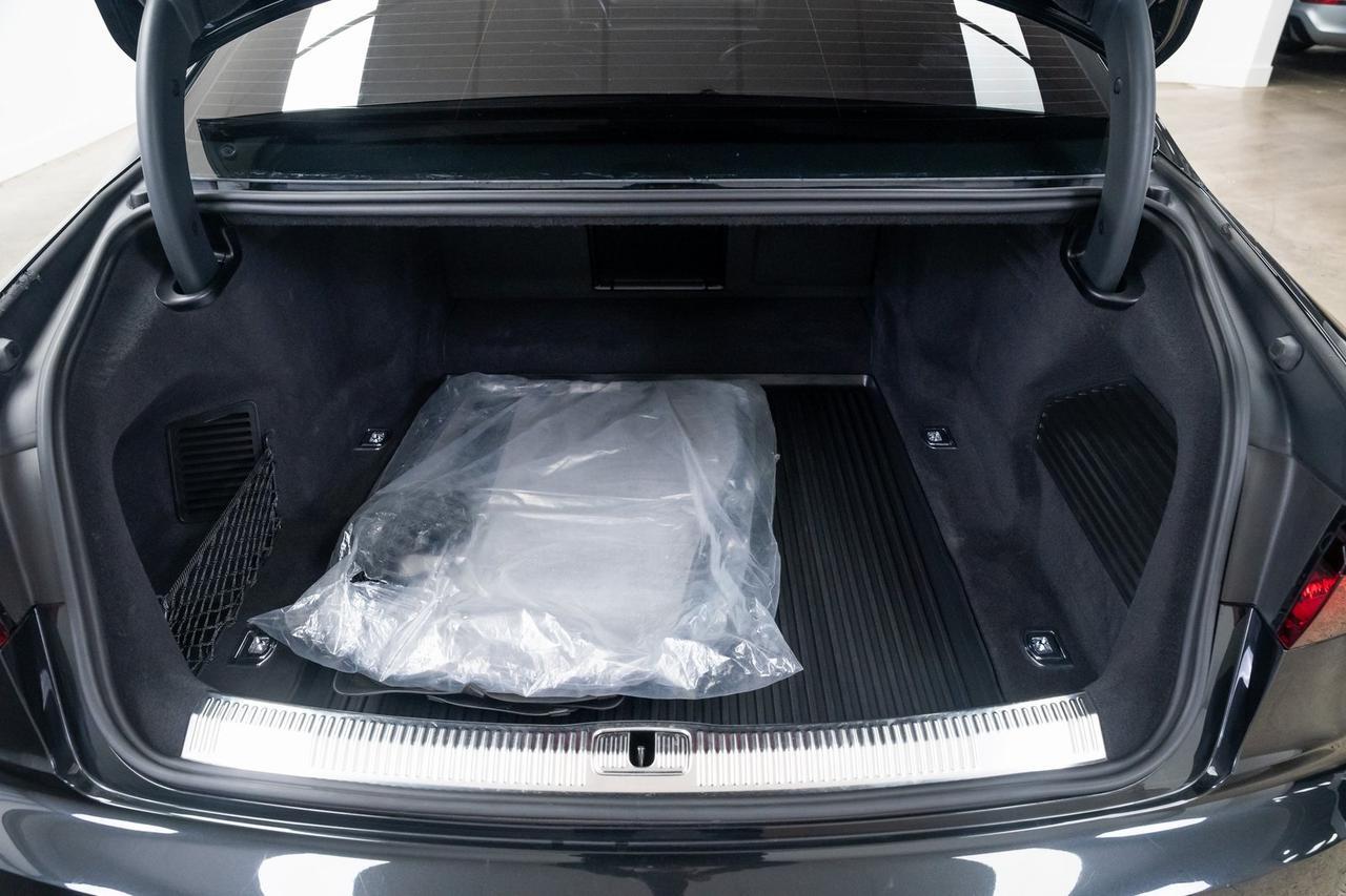 2021 Audi A8 4.0 Vented Seats Luxury Package Black Optic Package Portland OR