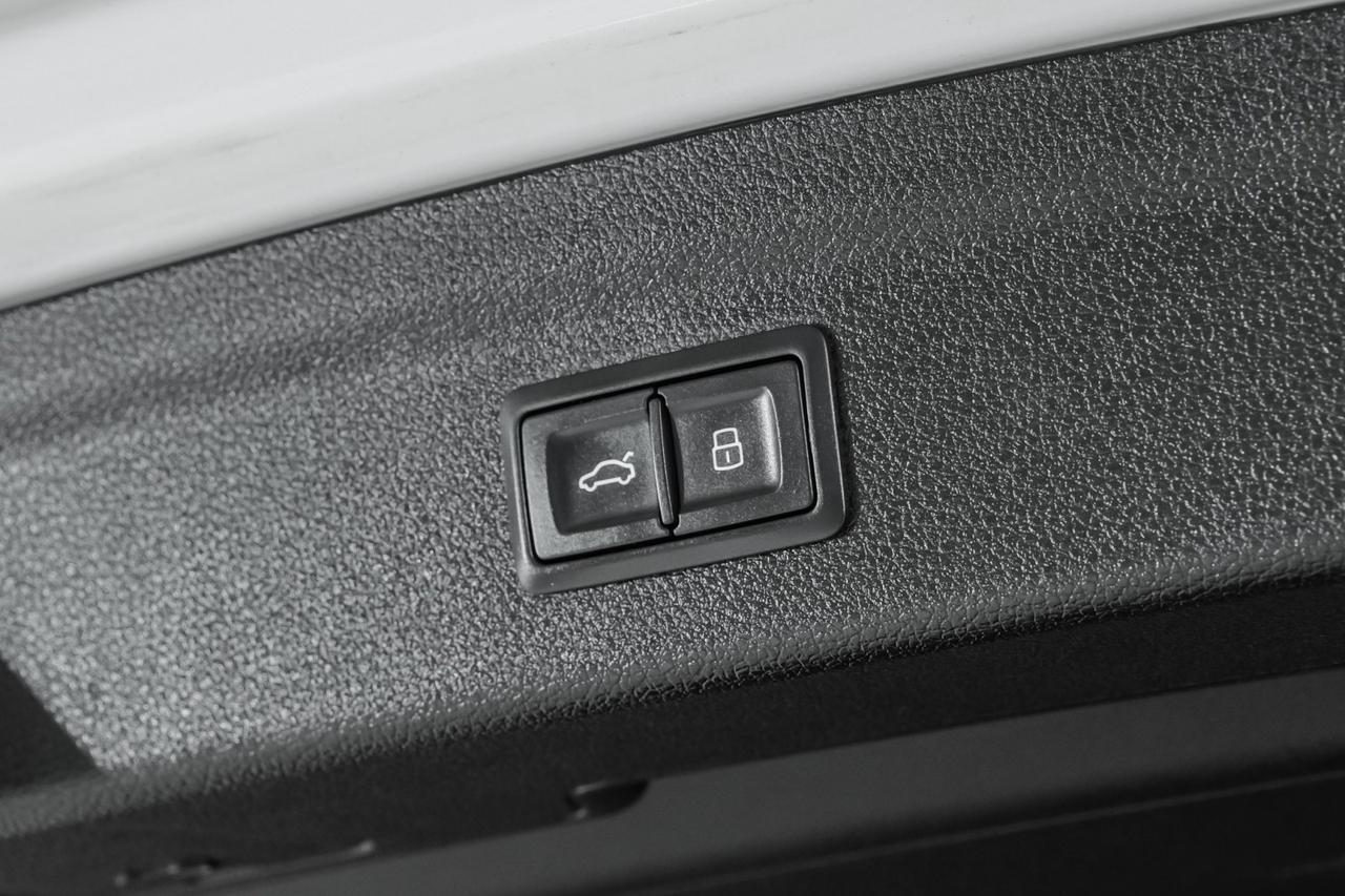 2021 Audi Q3 2.0T S-LINE PREMIUM QUATTRO BLIND SPOT PANORAMA LEATHER HEATED SEATS REAR CAMERA Carrollton TX