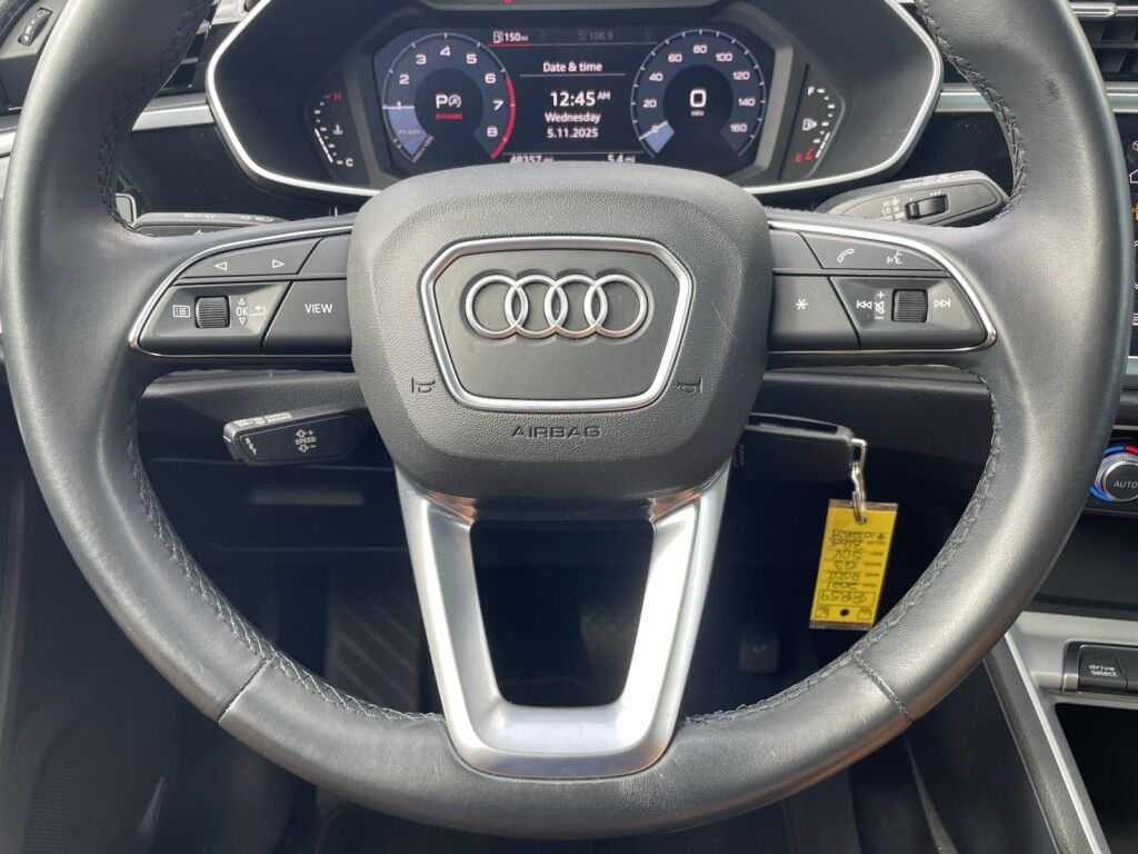 2021 Audi Q3 PREMIUM~CLEAN CARFAX~EXCELLENT CONDITION~ALUMINUM ROOF RAILS~APPROACH LIGHTS~BLIND SPOT WARNING~ELECTRONIC BRAKING SYSTEM~LEATHER SEATS~PANORAMIC MOONROOF / SUNROOF Sarasota FL