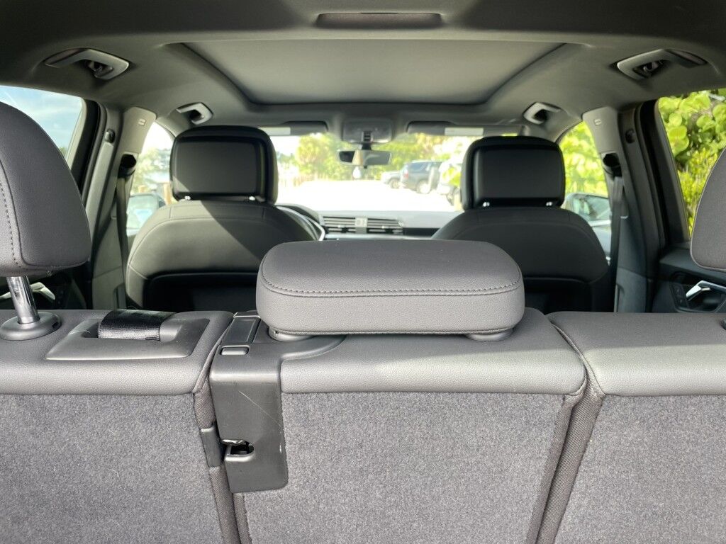 2021 Audi Q3 PREMIUM~CLEAN CARFAX~EXCELLENT CONDITION~ALUMINUM ROOF RAILS~APPROACH LIGHTS~BLIND SPOT WARNING~ELECTRONIC BRAKING SYSTEM~LEATHER SEATS~PANORAMIC MOONROOF / SUNROOF Sarasota FL