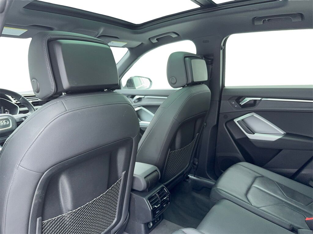2021 Audi Q3 Premium CAM,PANO,HTD STS,BLIND SPOT,18&quot; WLS Plano TX