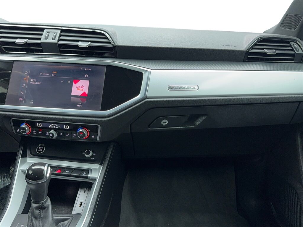 2021 Audi Q3 Premium CAM,PANO,HTD STS,BLIND SPOT,18&quot; WLS Plano TX