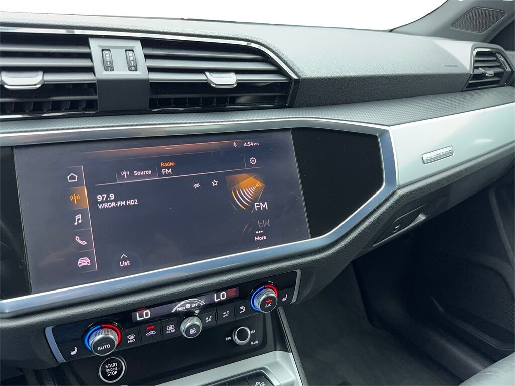 2021 Audi Q3 Premium CAM,PANO,HTD STS,BLIND SPOT,18&quot; WLS Plano TX