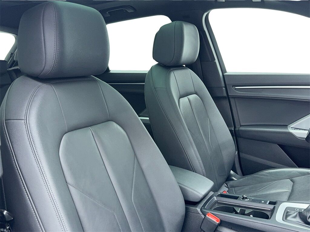 2021 Audi Q3 Premium CAM,PANO,HTD STS,BLIND SPOT,18&quot; WLS Plano TX